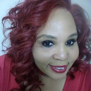 Meet your Posher, Alyze